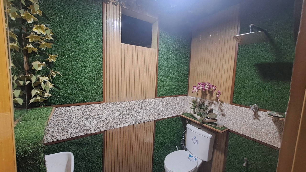 Photo of Bathroom in Anilao