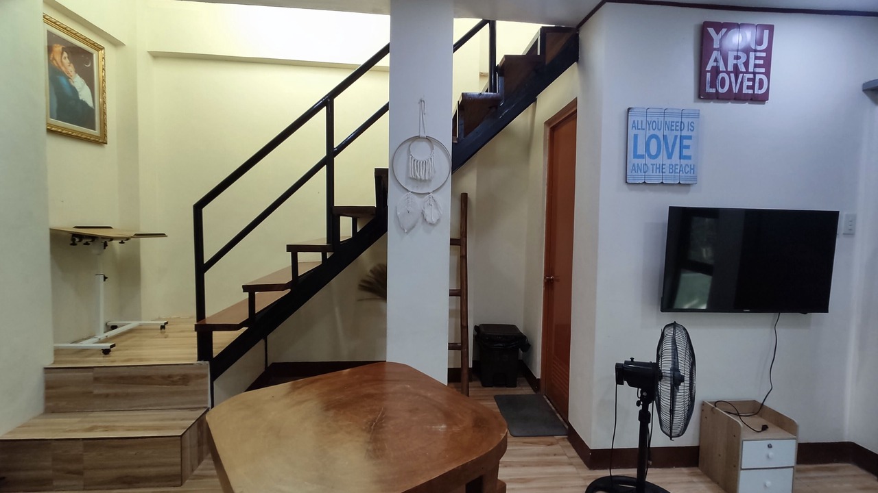 Photo of Livingroom in Boac