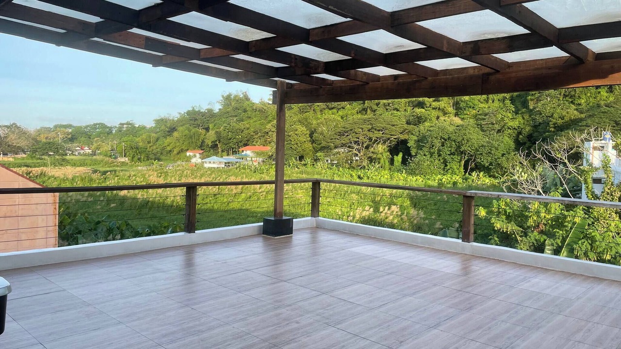 Photo of Patio Balcony in Los Banos