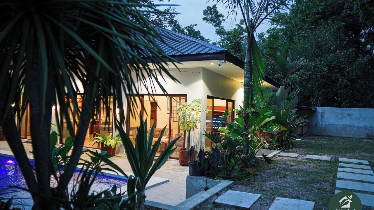 Photo of Outdoor in Amadeo