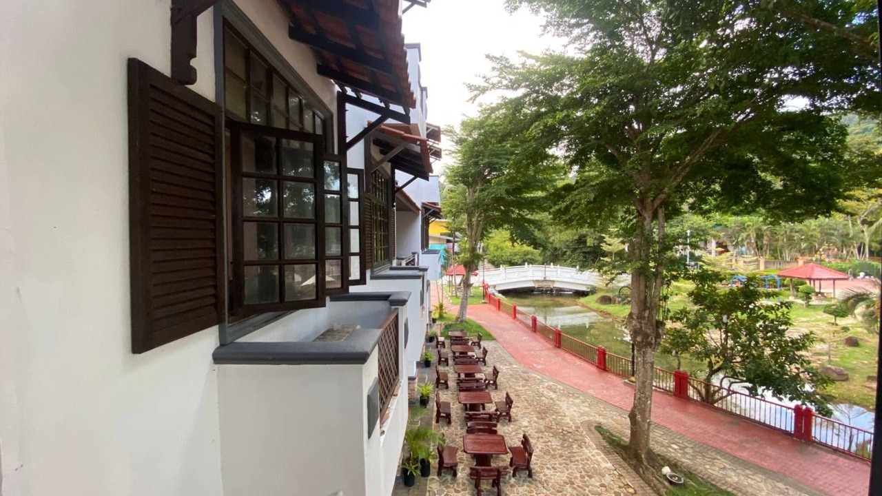 Photo of Outdoor in Padang Matsirat