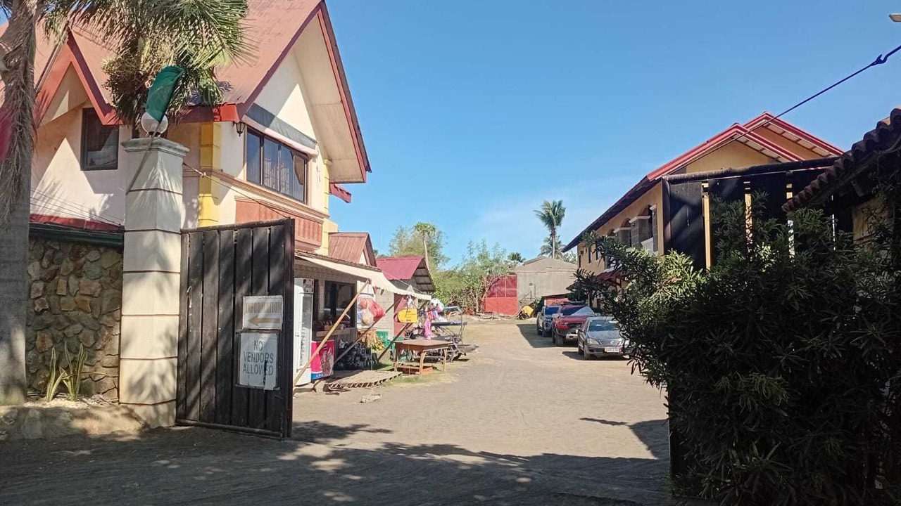 Photo of Outdoor in Lemery