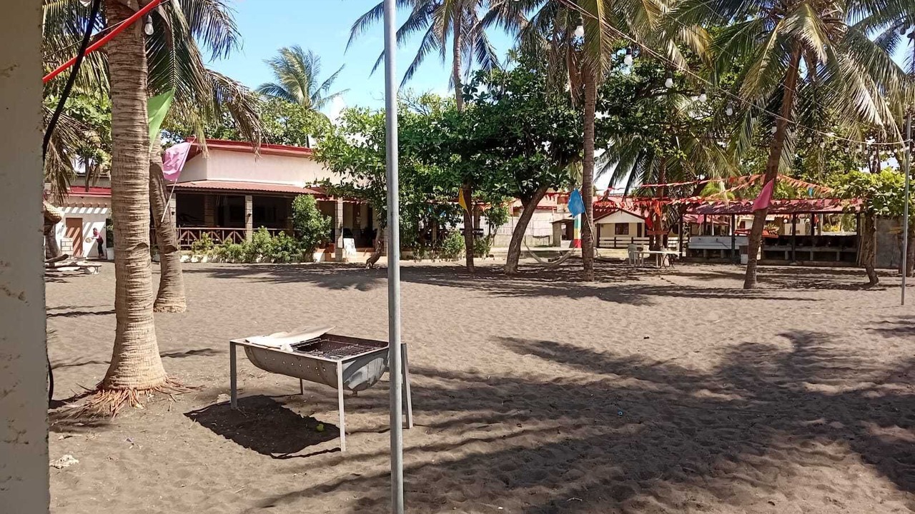 Photo of Outdoor in Lemery