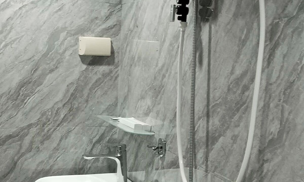 Photo of Bathroom in Loon