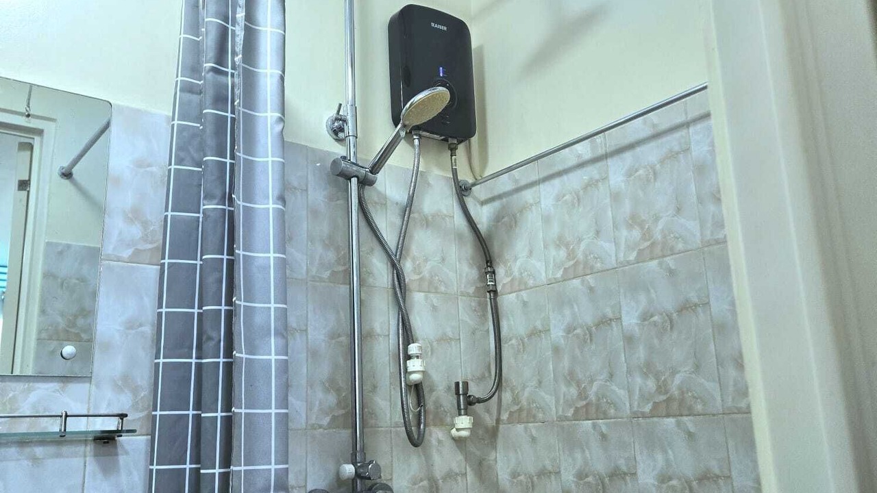 Photo of Bathroom in Looc
