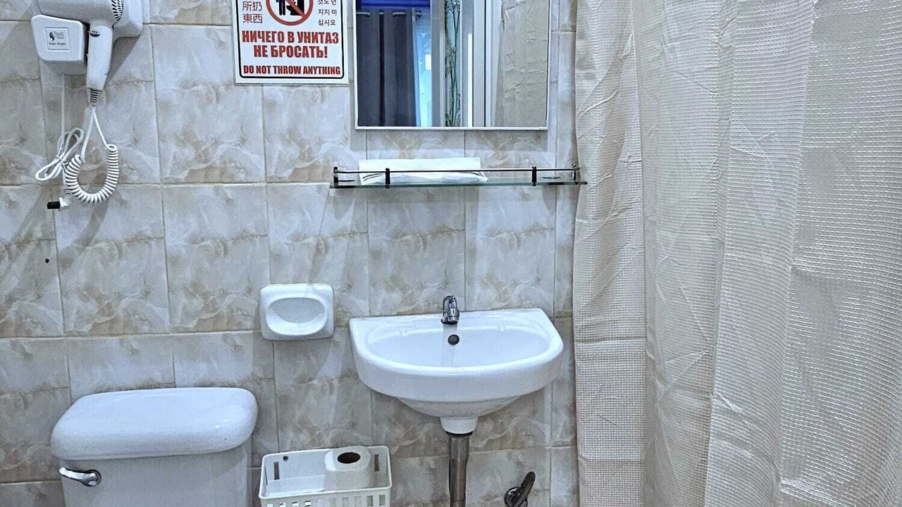 Photo of Bathroom in Looc