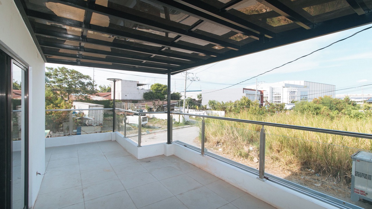 Photo of Patio Balcony in Balibago