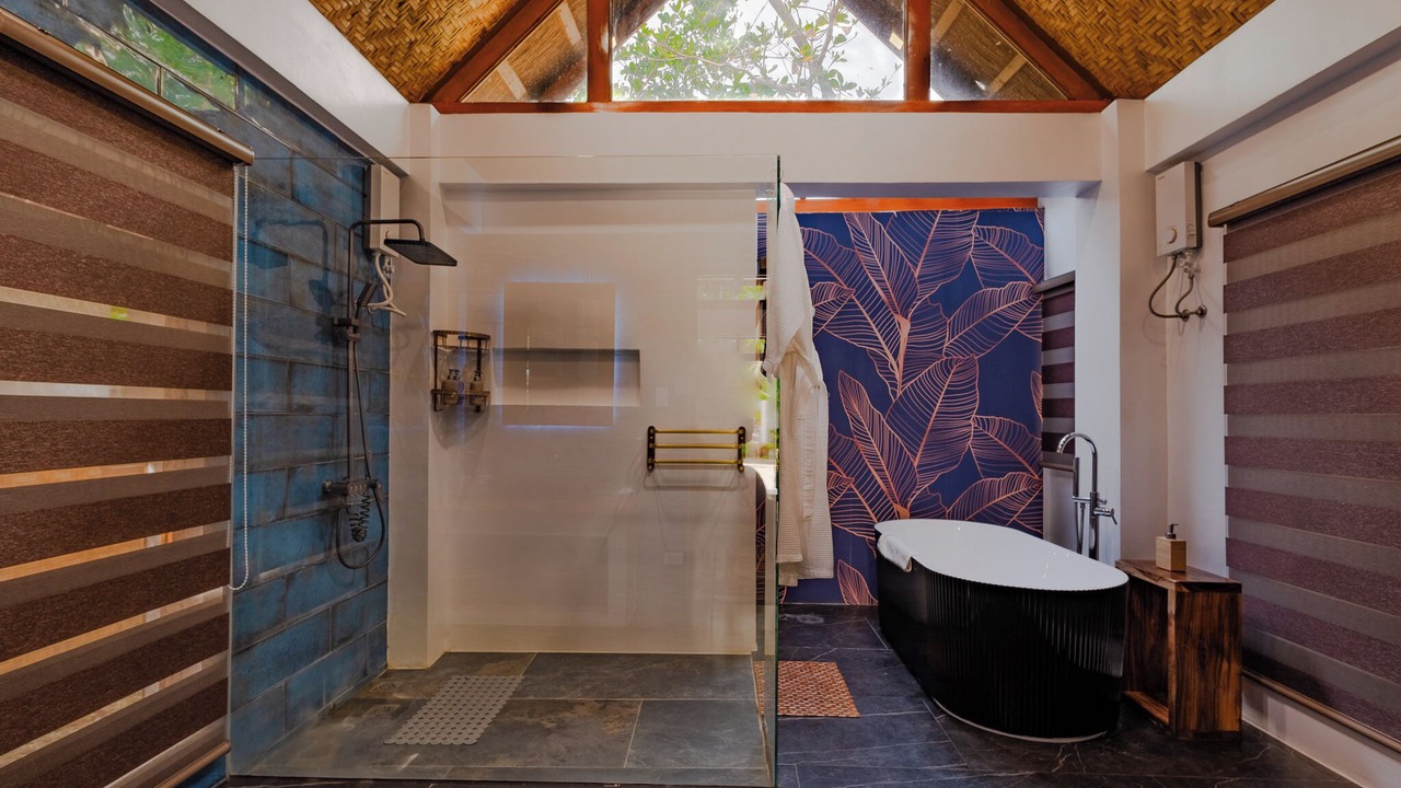 Photo of Bathroom in San Francisco Island