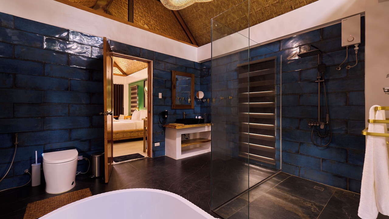Photo of Bathroom in San Francisco Island