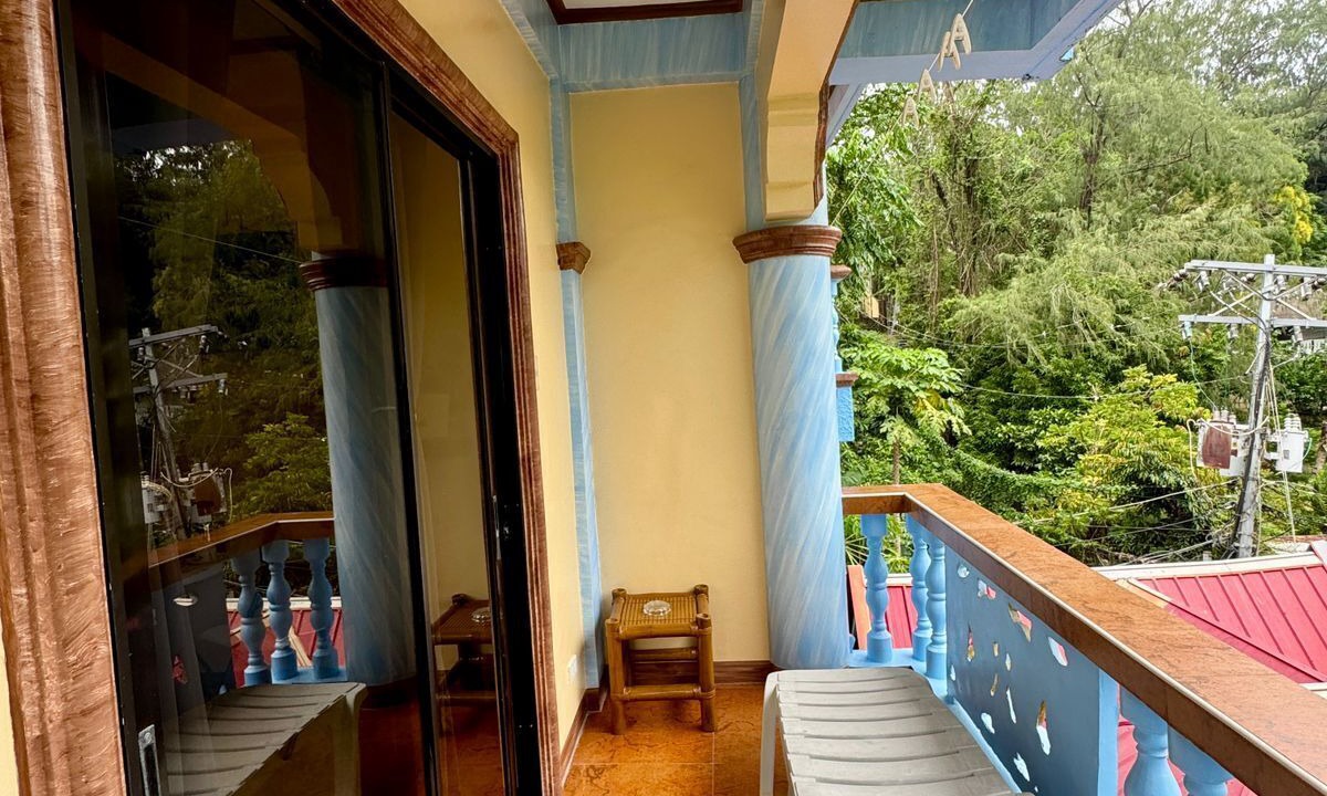 Photo of Patio Balcony in Manoc-Manoc