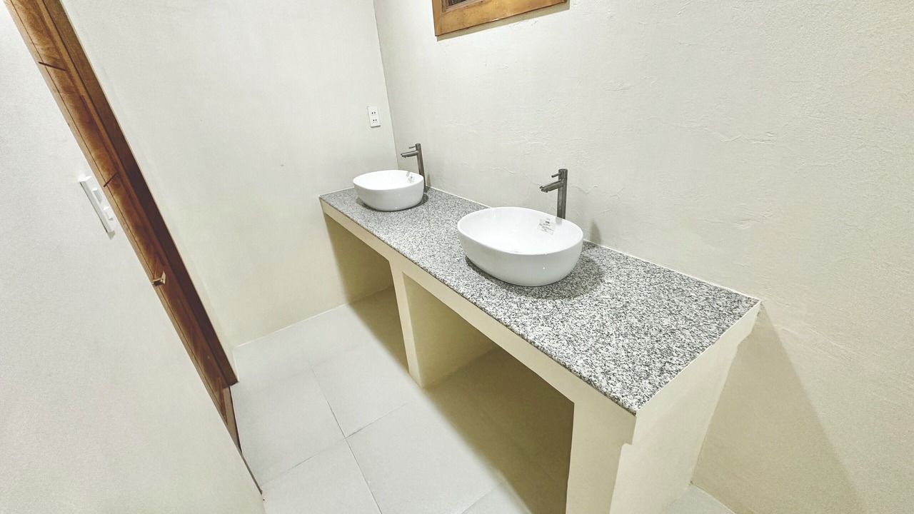 Photo of Bathroom in Basdiot
