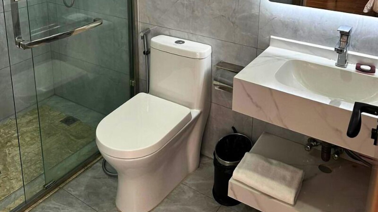 Photo of Bathroom in Baybay City