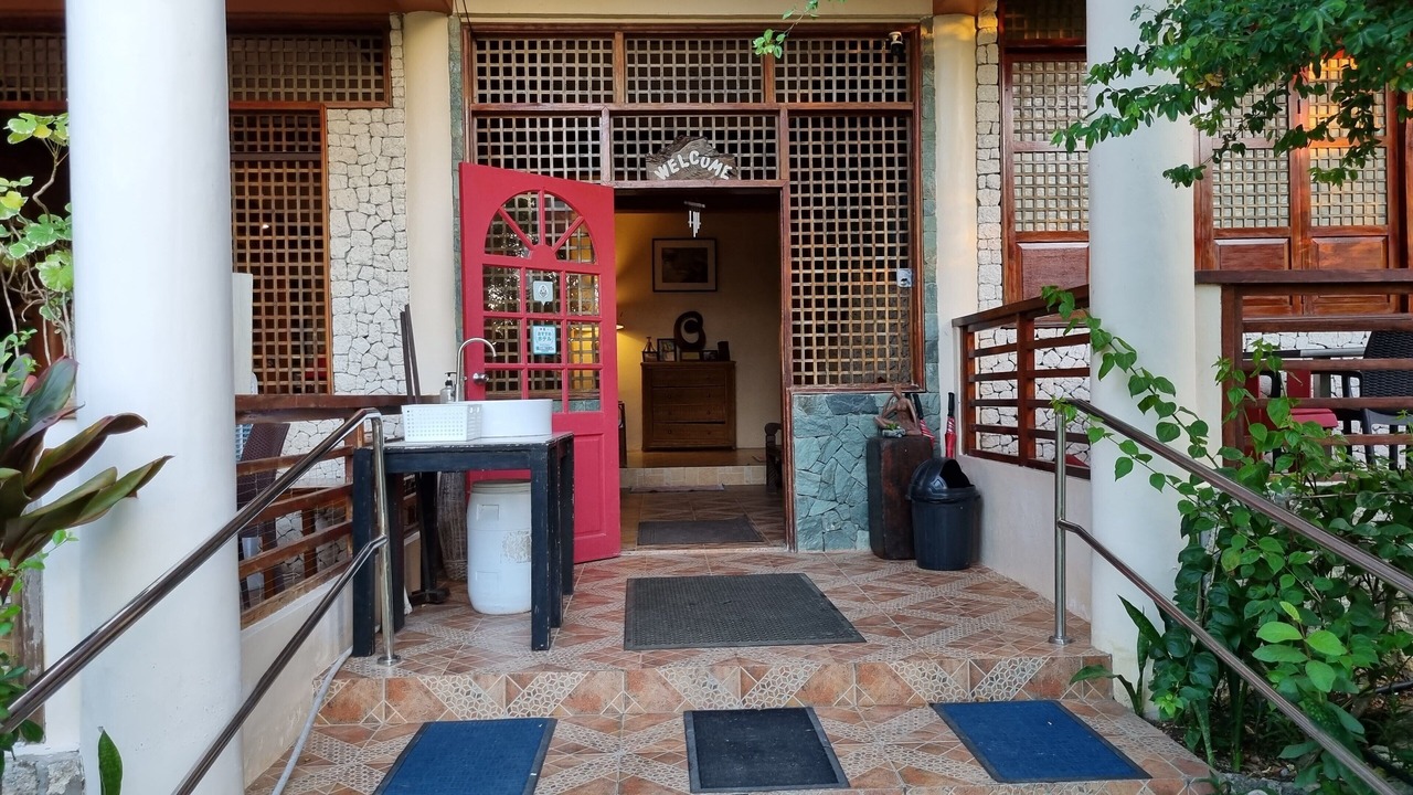 Photo of Others in Moalboal