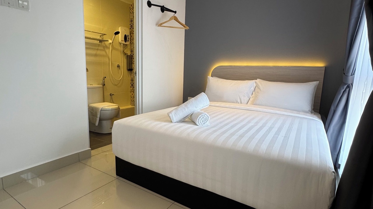 Photo of Bedroom in Downtown George Town