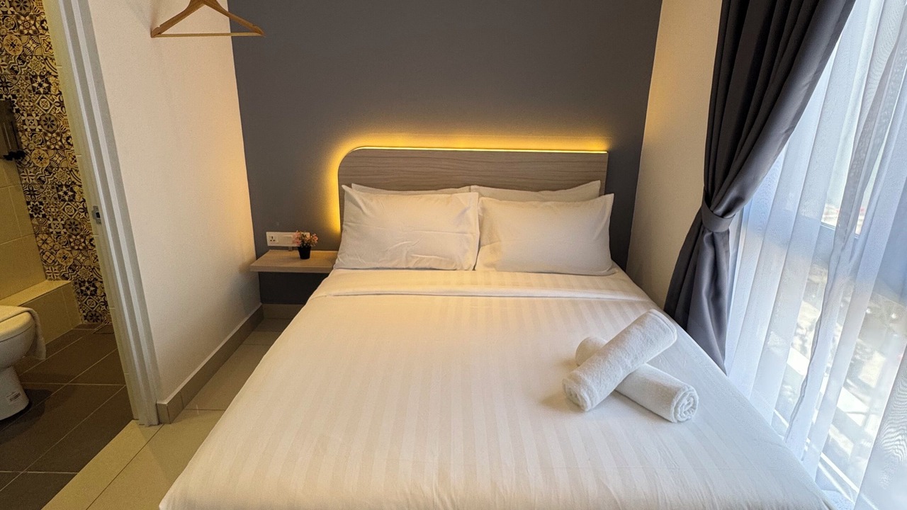 Photo of Bedroom in Downtown George Town