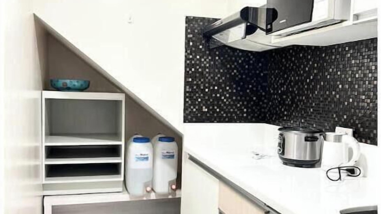 Photo of Kitchen in Wack-Wack Greenhills