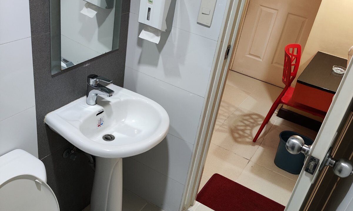 Photo of Bathroom in Quiapo