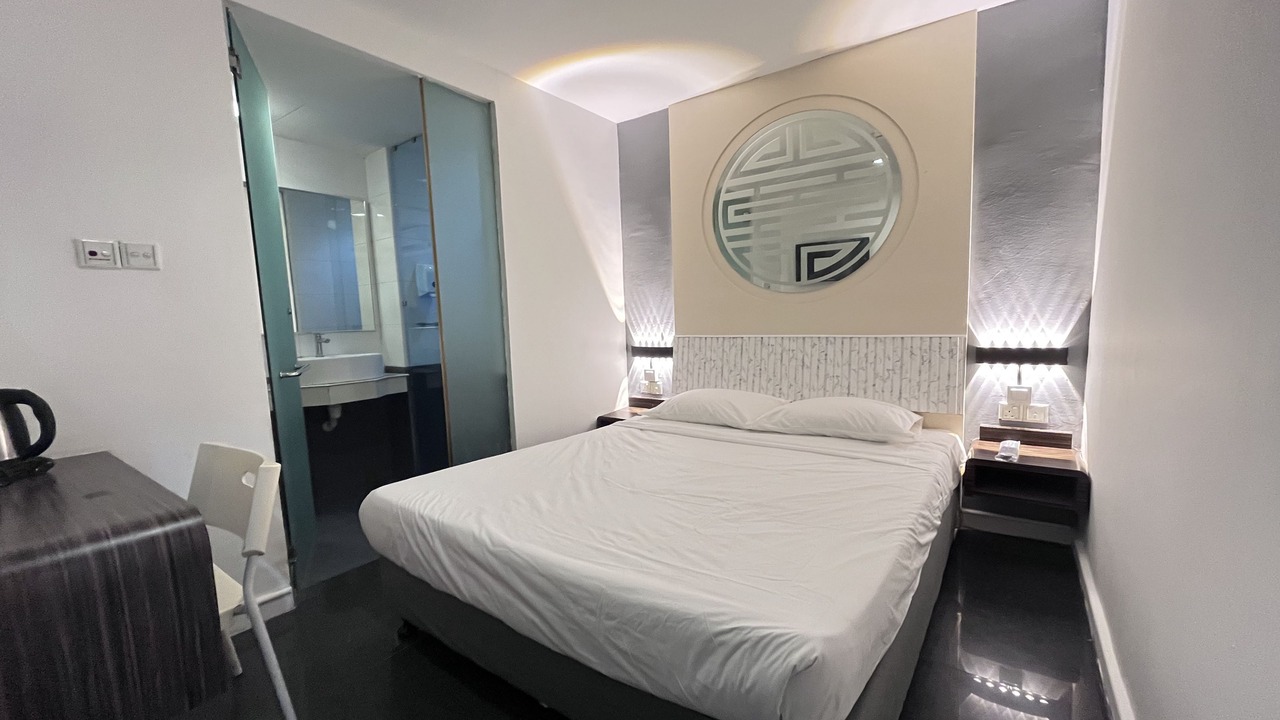 Photo of Bedroom in Chinatown