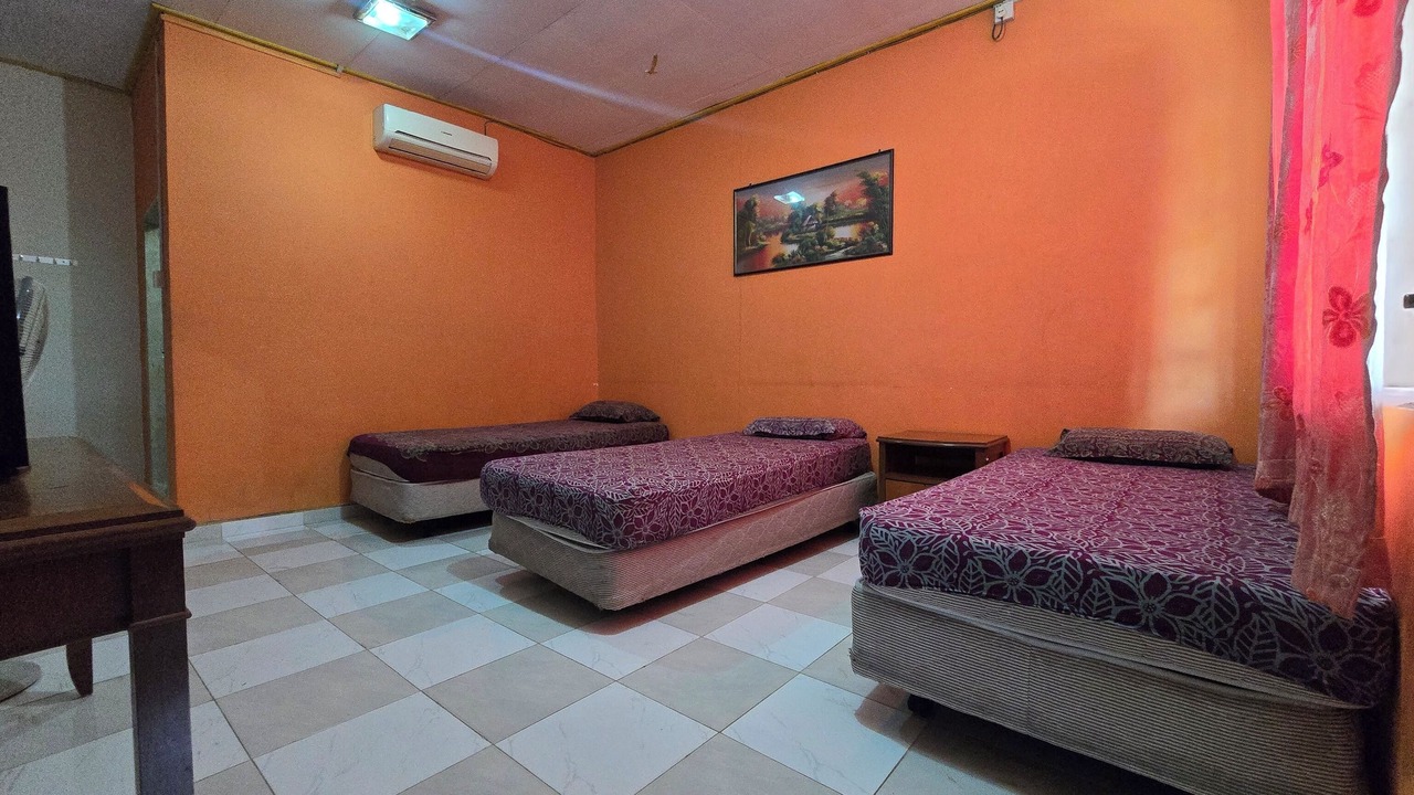 Photo of Bedroom in Kampung Kijing
