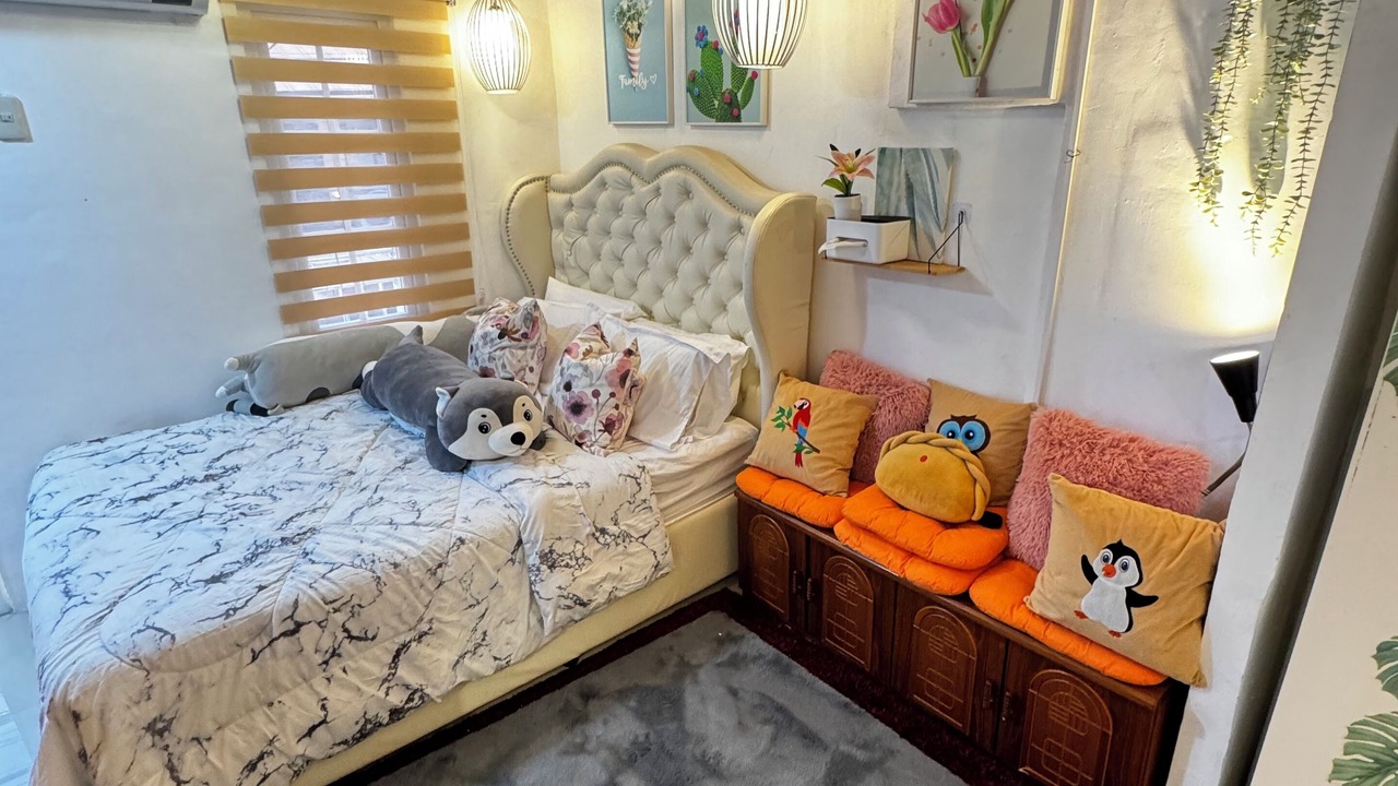 Photo of Others in Clark