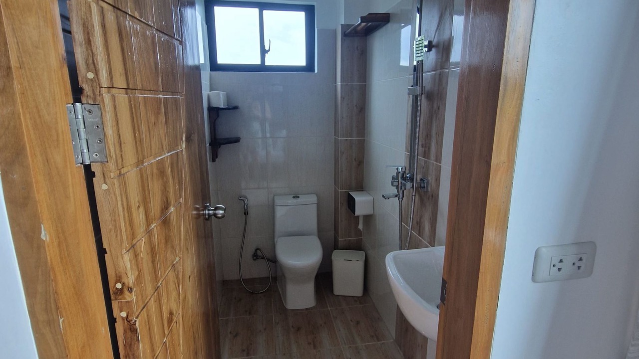 Photo of Bathroom in Basdiot