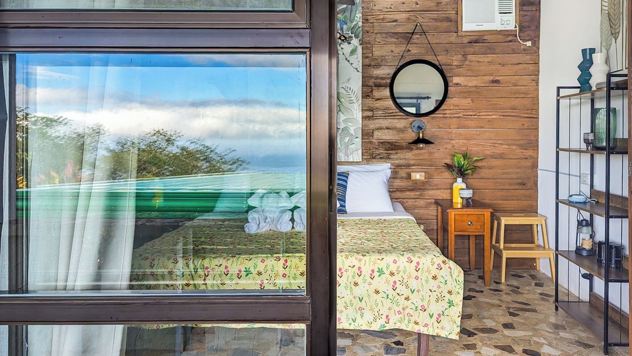 Photo of Bedroom in Puerto Galera