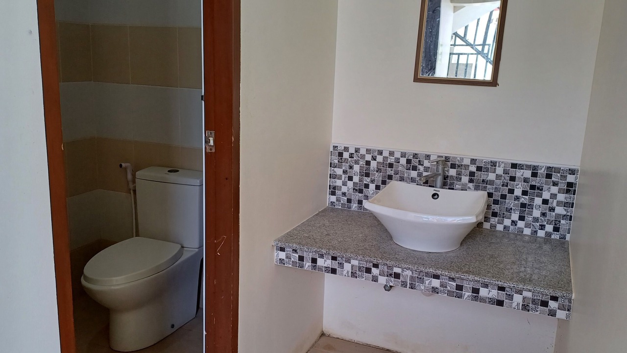Photo of Bathroom in Puerto Princesa City Centre