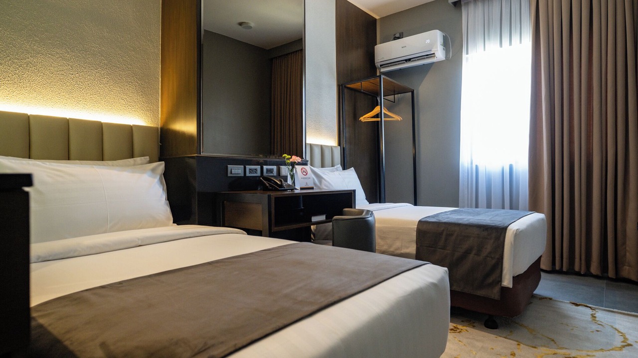 Photo of Bedroom in Capitol Site