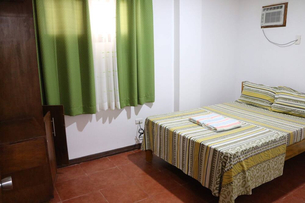 Photo of Bedroom in Puerto Galera
