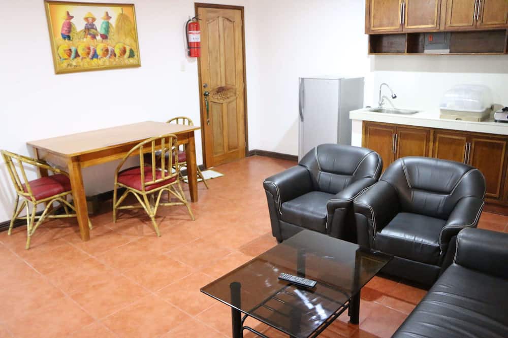 Photo of Livingroom in Puerto Galera