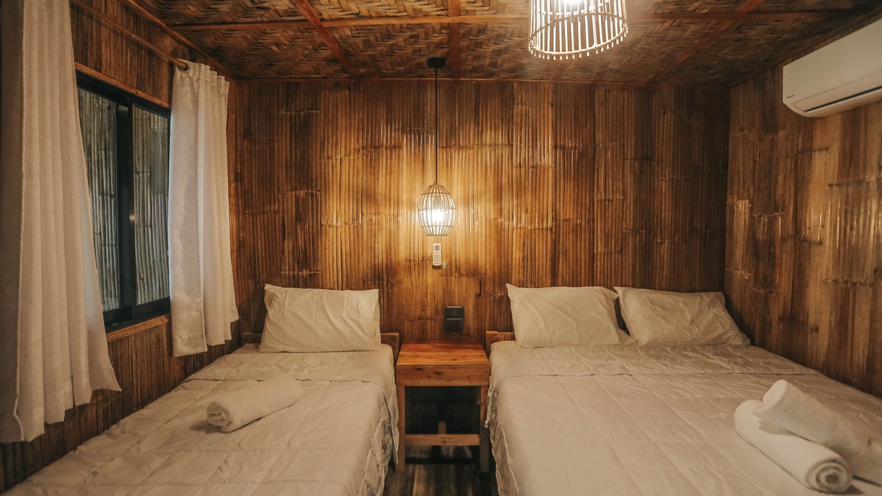Photo of Bedroom in Badian