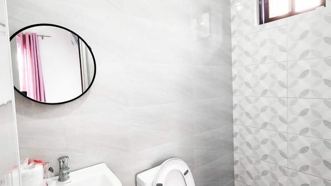 Photo of Bathroom in Jaro