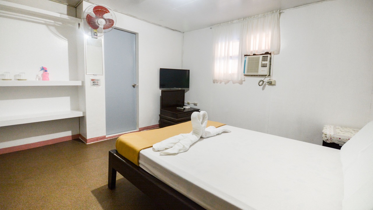 Photo of Bedroom in Manoc-Manoc