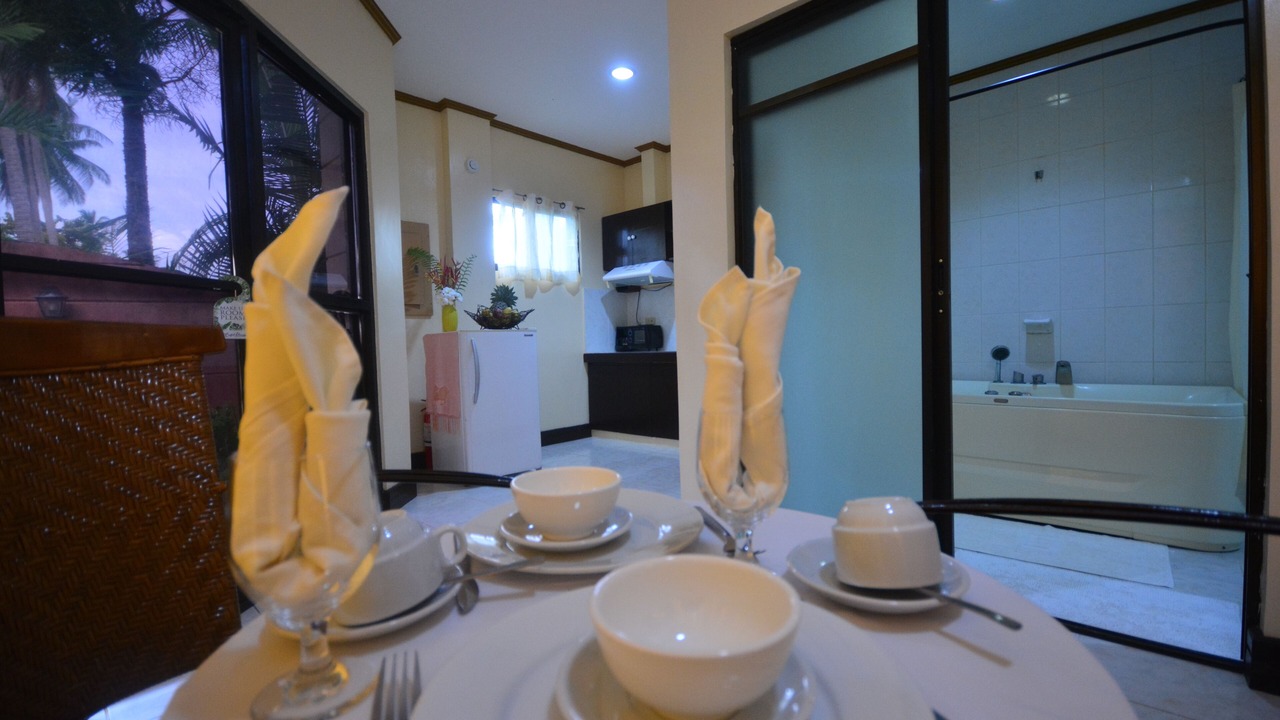 Photo of Outdoor in Narra
