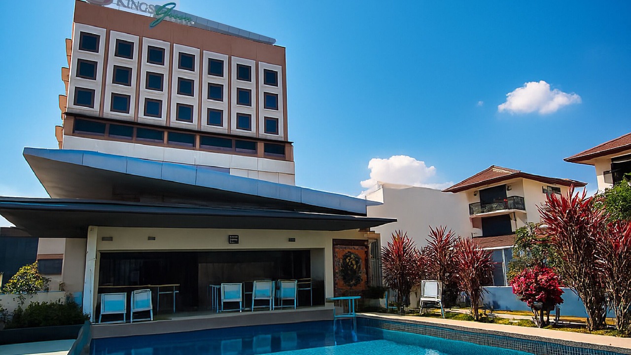 Photo of Outdoor in Enam