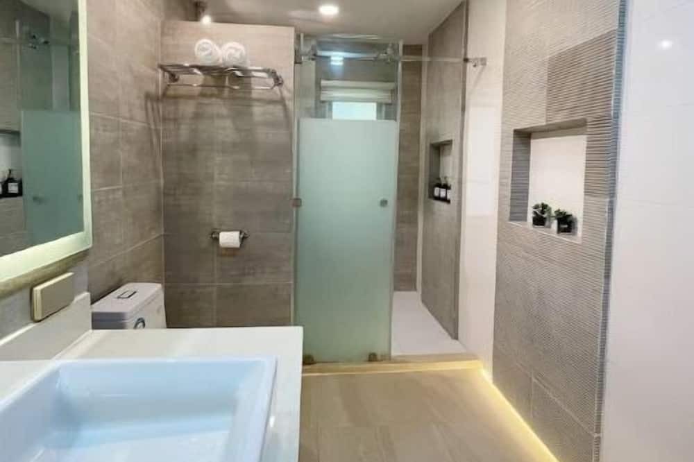 Photo of Bathroom in Basak