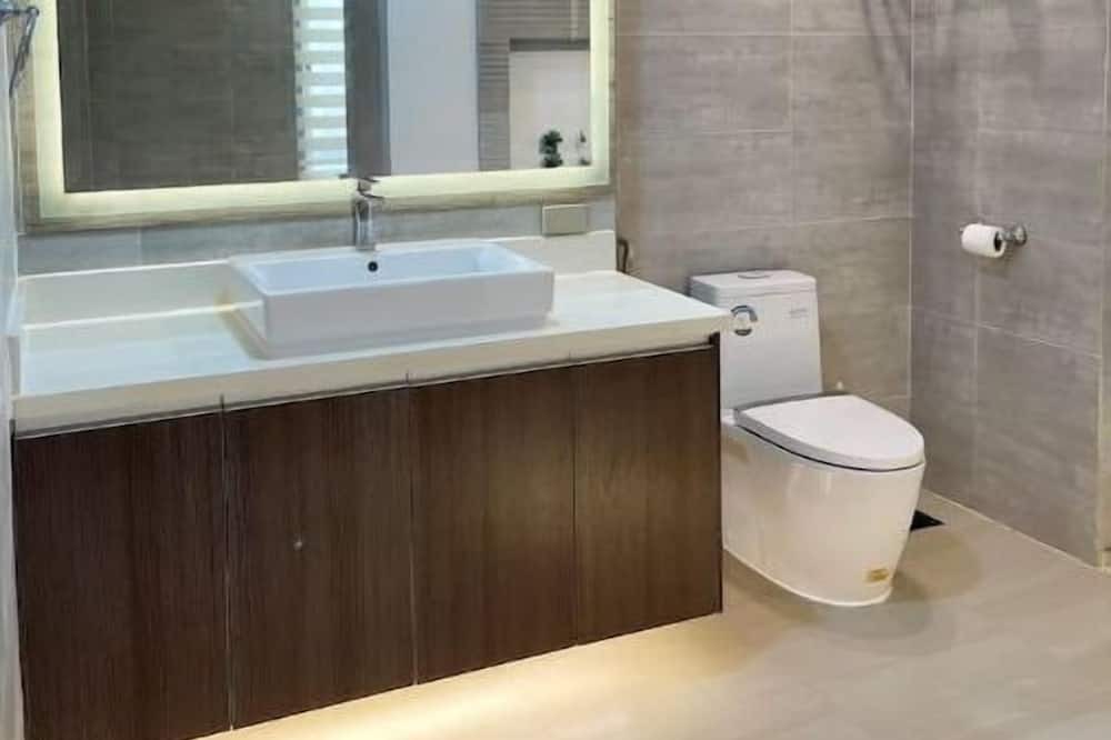 Photo of Bathroom in Basak