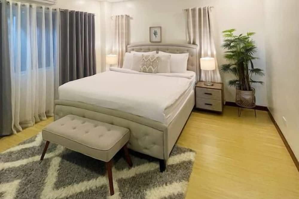 Photo of Bedroom in Basak