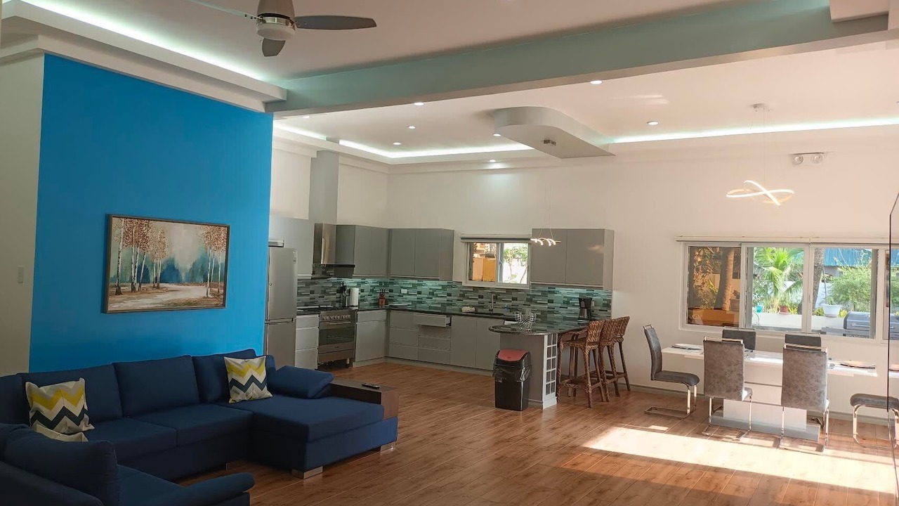 Photo of Livingroom in Zamboanguita