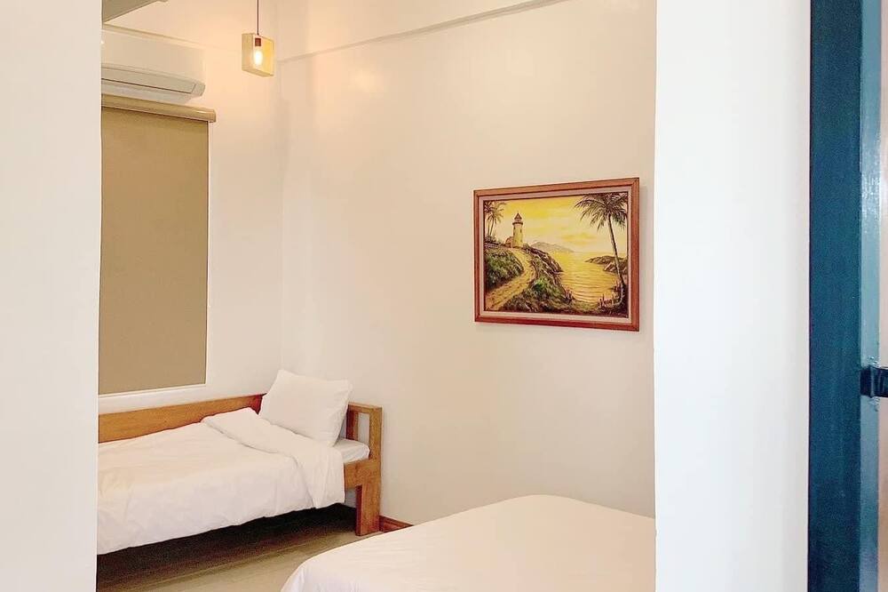 Photo of Bedroom in Poblacion