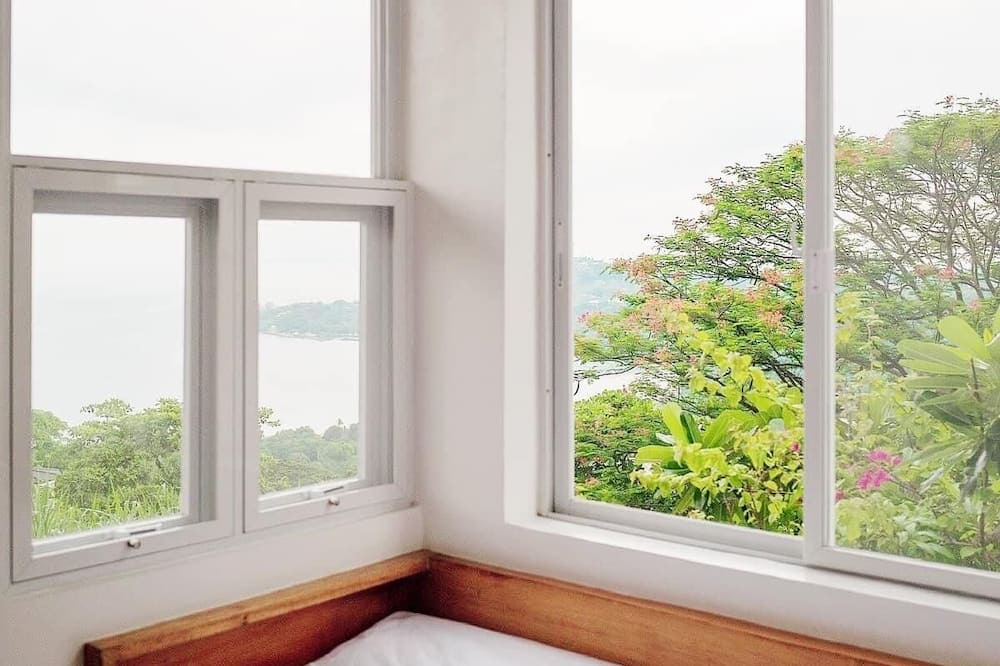 Photo of Bedroom in Poblacion
