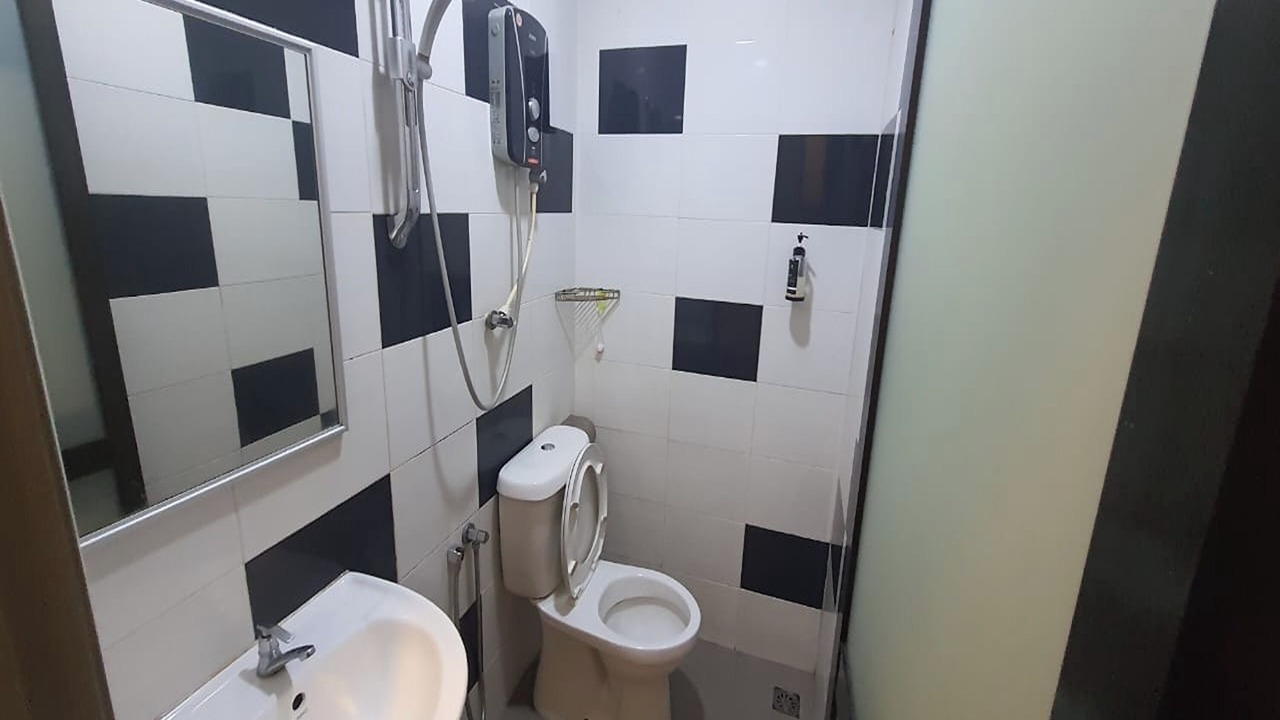 Photo of Bathroom in Kampung Lubok Peringgi