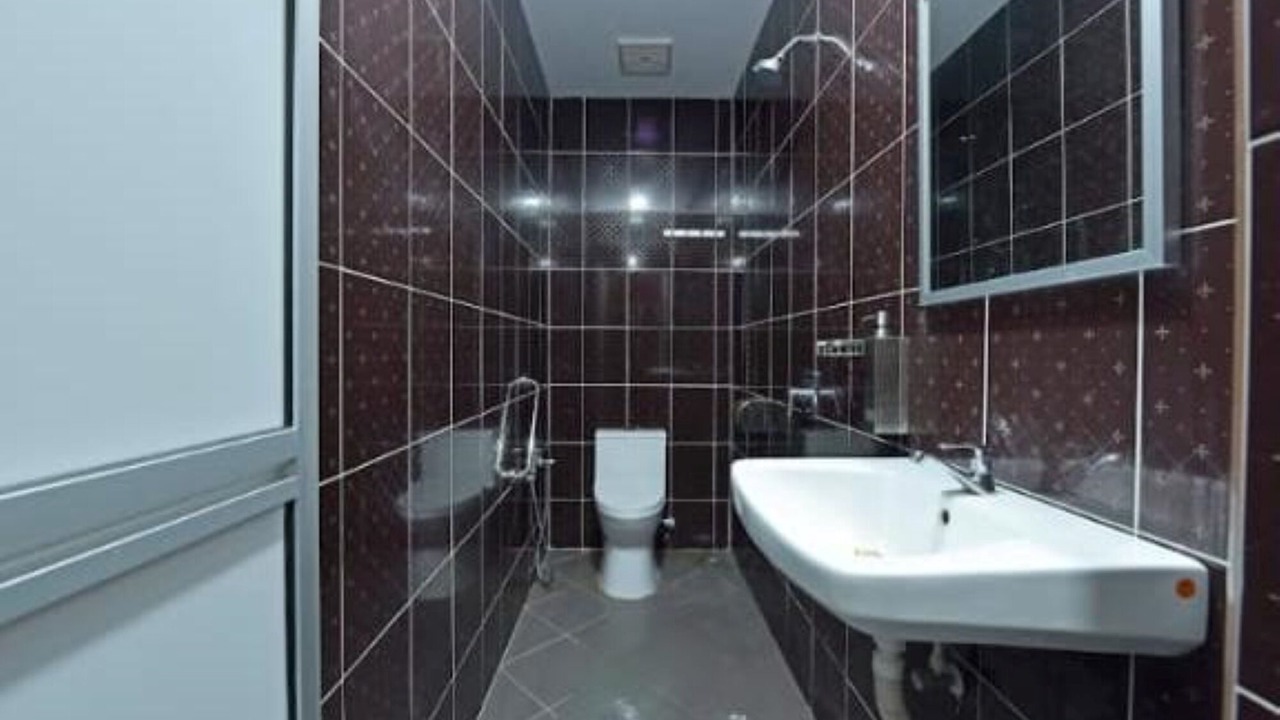 Photo of Bathroom in Taman Desa Cemerlang