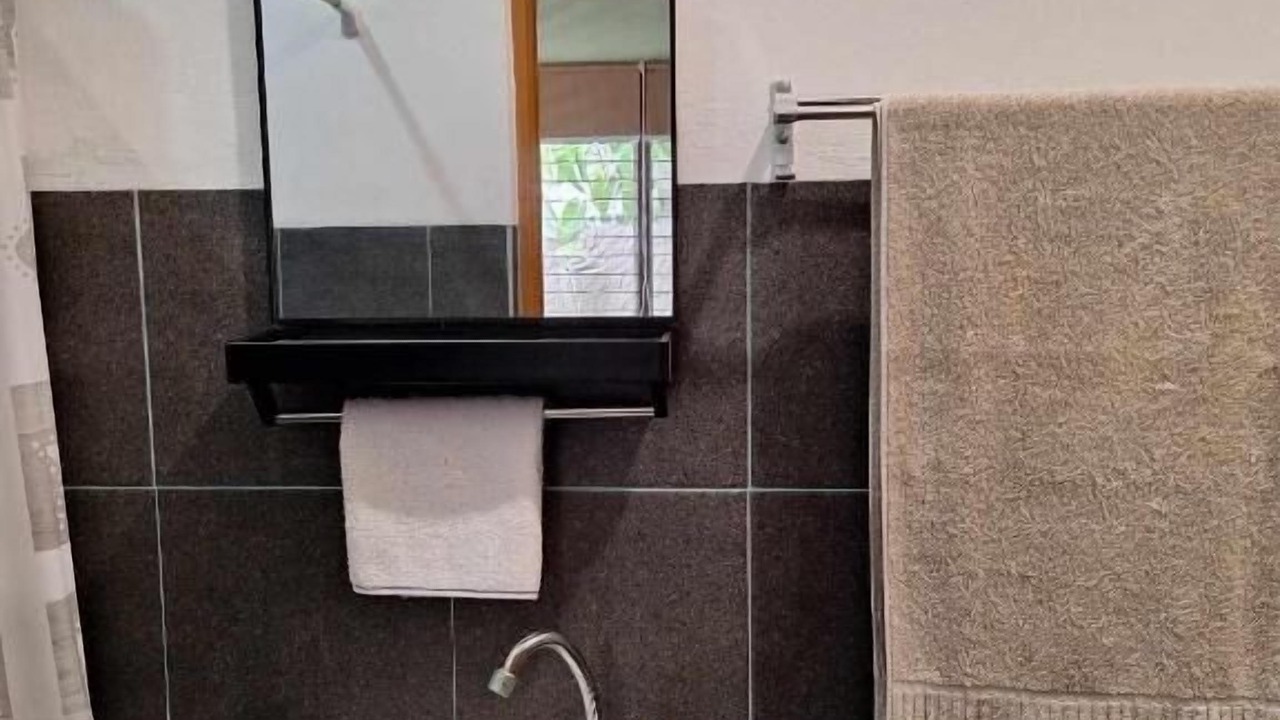 Photo of Bathroom in Clarin
