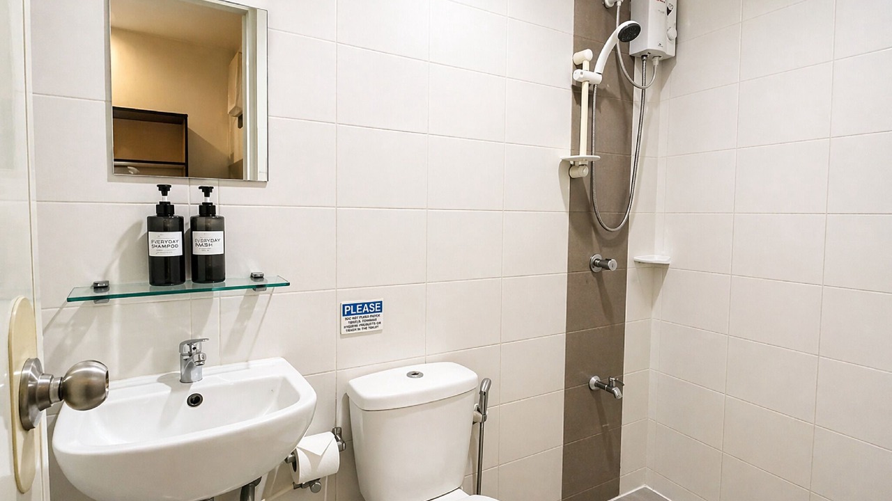 Photo of Bathroom in Poblacion District