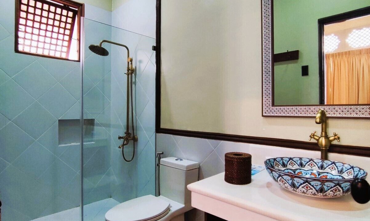 Photo of Bathroom in Taal
