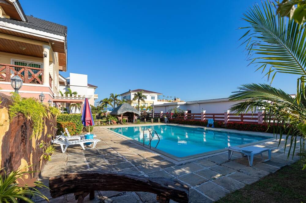 Photo of Outdoor in Santa Catalina