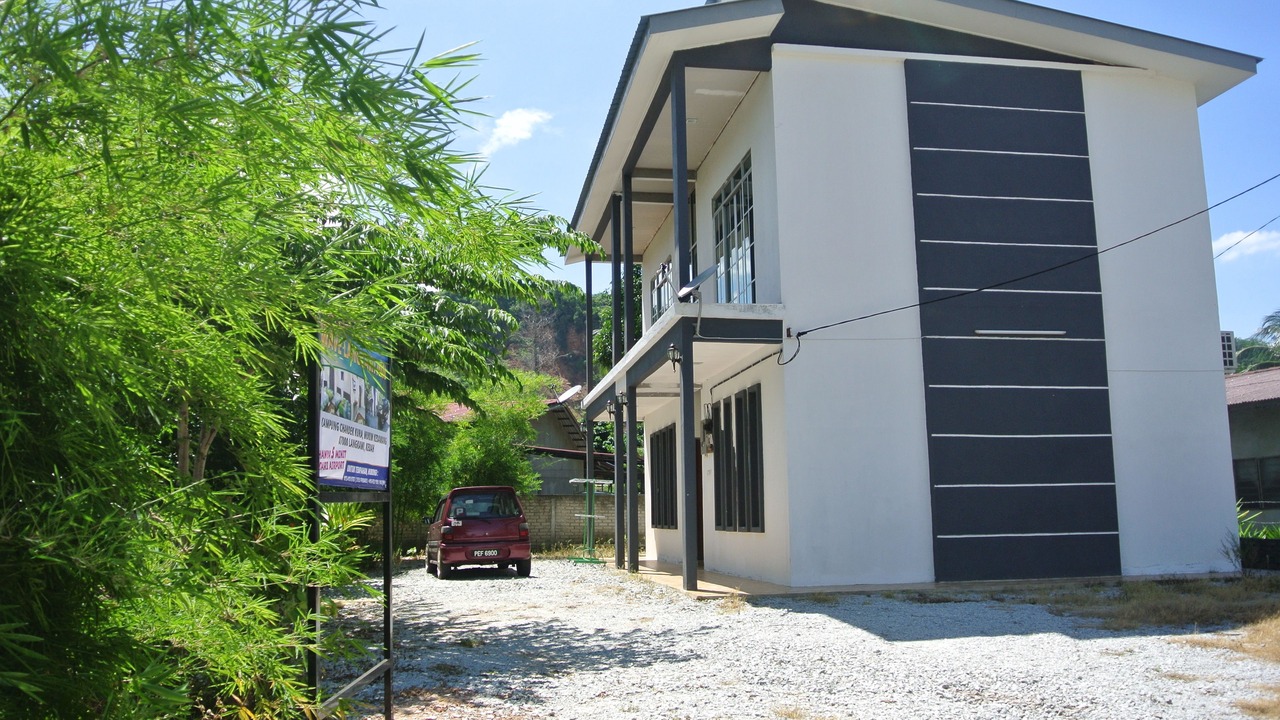 Photo of Buildings in Kampung Kedawang