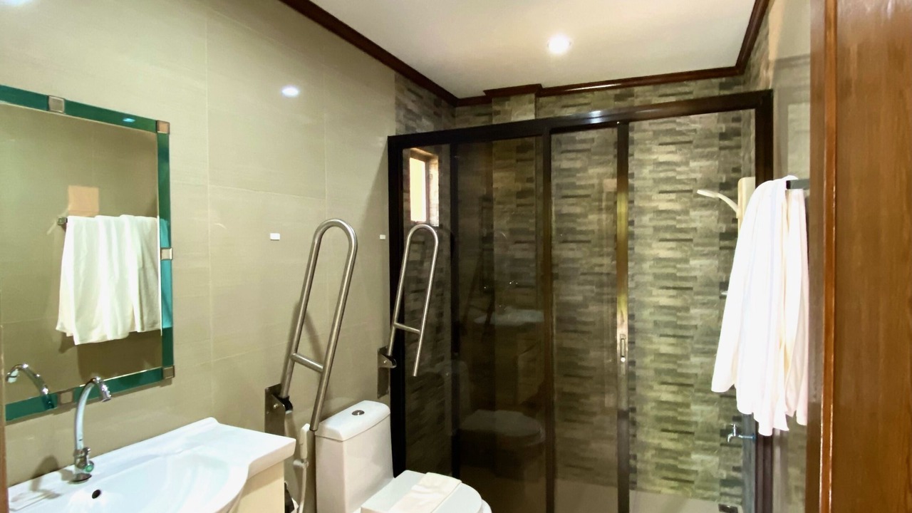Photo of Bathroom in Anda
