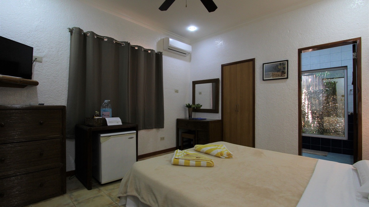 Photo of Bedroom in Zamboanguita